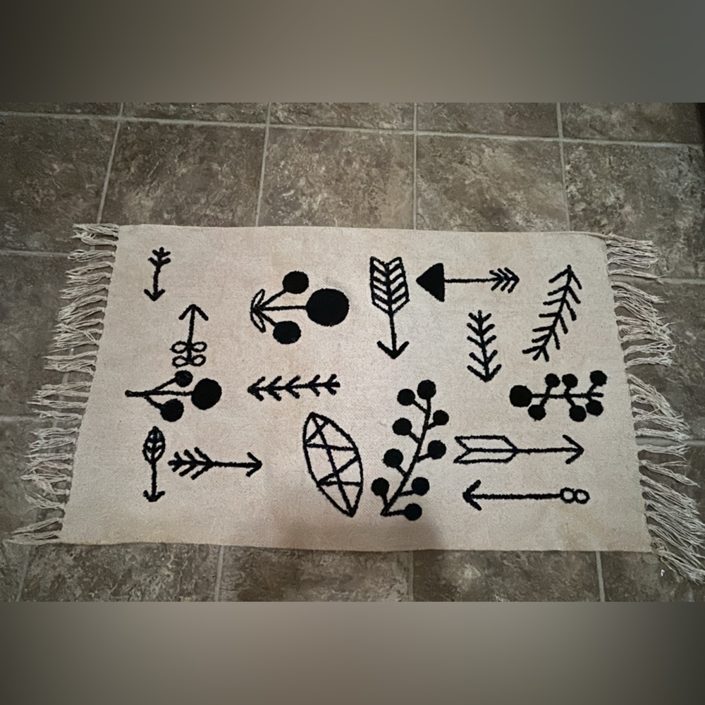 Geometric Patterned Black and Cream Door Mat